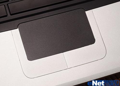 看诺基亚笔记本 Booklet 3G迷你本小玩