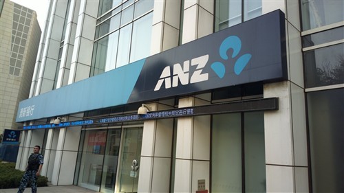 诺基亚808 PureView超大尺寸感光元件