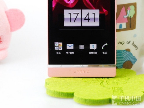 1.7GHz双核720p高清屏 索尼LT26ii评测 
