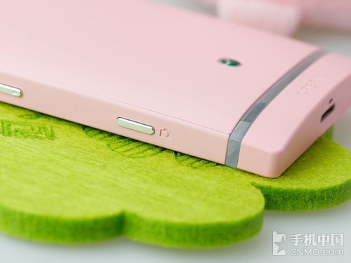 1.7GHz双核720p高清屏 索尼LT26ii评测 