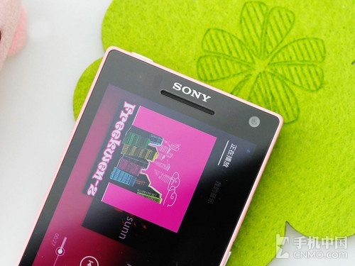 1.7GHz双核720p高清屏 索尼LT26ii评测 