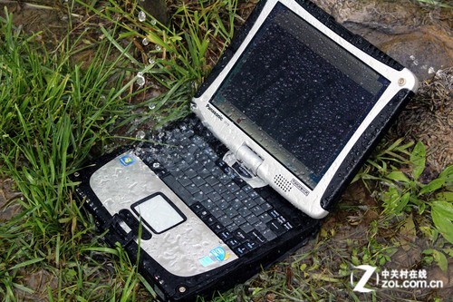 铁血真硬汉 暴力测松下ToughBook军工本 