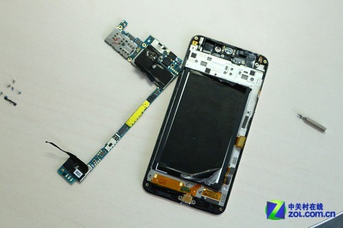 全球最薄5.75mm怎样炼成? vivo X3拆解