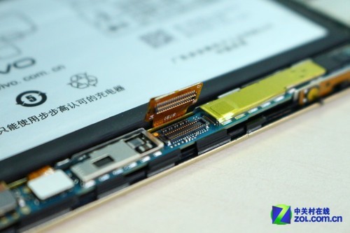 全球最薄5.75mm怎样炼成? vivo X3拆解