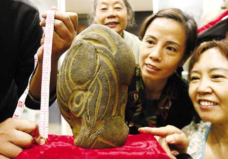 长江奇石能显七种图案(图)_科学探索