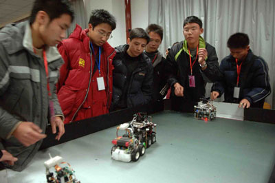 RoboCup青少年组(足球、舞蹈、搜救)比赛_科