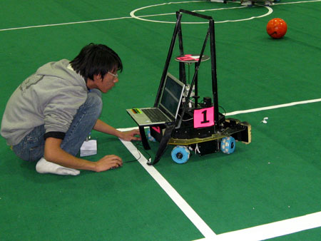 �Ƽ�ʱ��_ͼ�ģ�����ͬѧ���ڵ��Ի�����