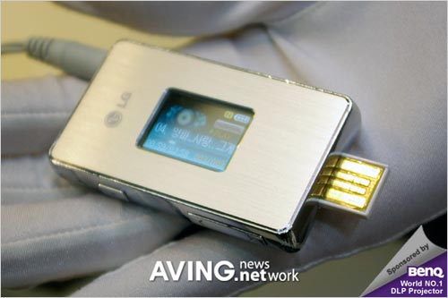SEK2007 LG推出USB直插的MP3播放器S2_数
