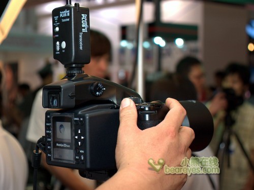 P&E2007现场 中大画幅数码后背风景线