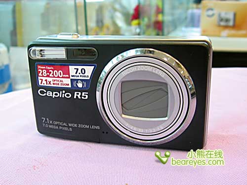 表面平静暗流涌动:六月数码相机综述_数码