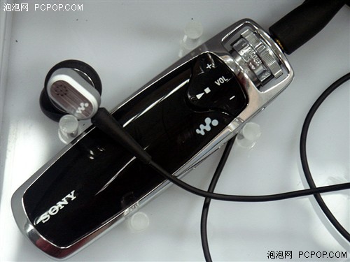 [上海]心动只为音质 索尼S705F猛降价_数码