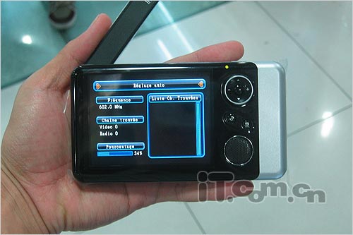 最强悍的掌上电视! 高清屏IAMP5到货