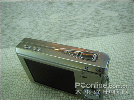 VR防抖+金属机身 尼康S500逼近2000元_数码