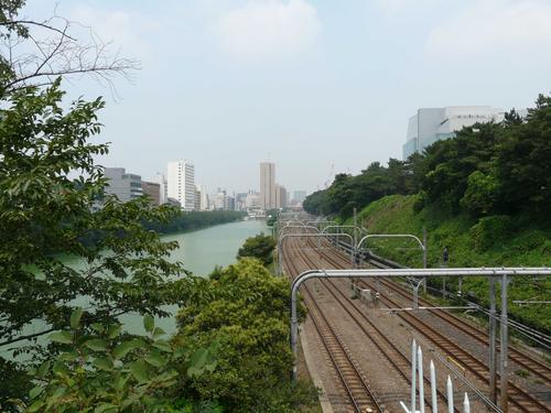 令人震撼的控制力松下FZ18速写评测