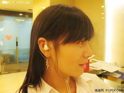 享受好音质UEsf5Pro耳机正确佩戴方法_数码