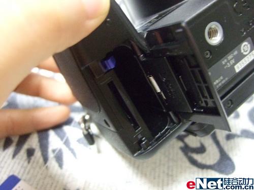 会翻的LCD15倍光变索尼H9送棒3430
