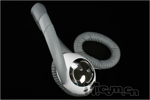 iPodר�ø߶�����<a href='http://www.51erji.com' target=_blank>����</a>JBLRF610����(6)