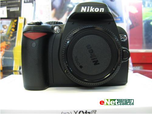 ʱ����Ǩ�῵D40X�׻��������5200Ԫ