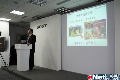 美女 新机 漂亮包包 索尼发布会掠影_数码