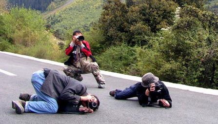 高画质+LCD取景超值单反再疯狂降价