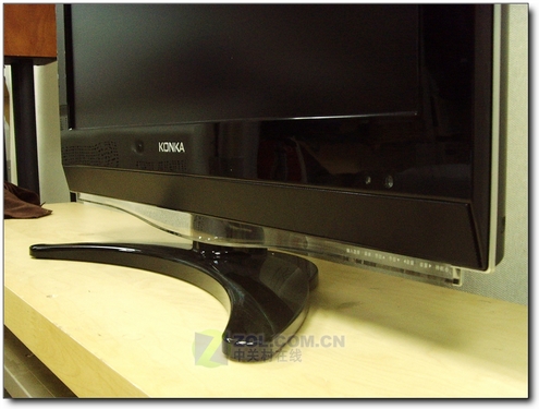 抢先试用!康佳32 新旗舰液晶抵达ZOL_数码