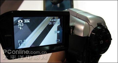 三洋推世界最小1080p摄影机DMX-HD1000