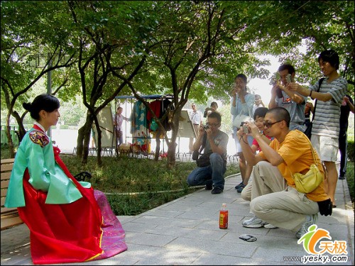 ����������������������繫԰���Ļع�