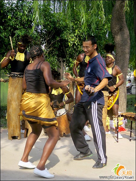 ����������������������繫԰���Ļع�