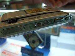 [�Ϻ�]�ٴ��Լ۸߷�����T70���оͽ���