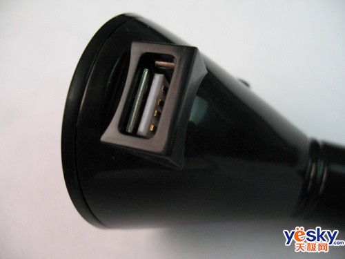 通吃手机U盘!力扬车载MP3发射器仅￥99_数码