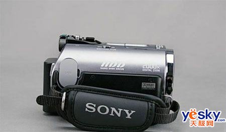 索尼SR62E30GB大容量硬盘式数码摄象机