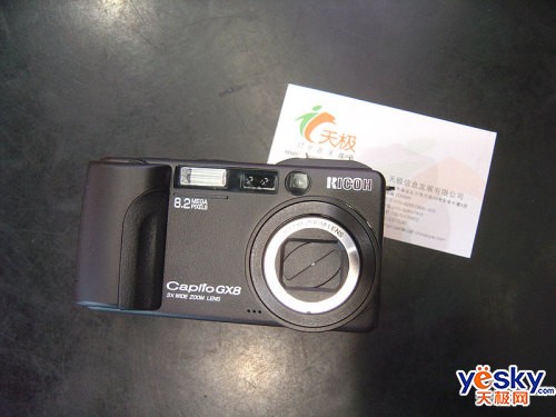 廉价而专业的选择理光相机GX8售2300元