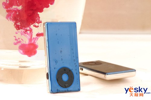 霹雳娇娃 长虹ZARVA MP3三小花旦当家_数码