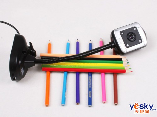 ʱ����ʵ�õ�������ϼ���V30����ͷͼ��