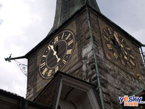 ���ְ�˹ZUIKODIGITALED18-180mmF3.5-6.3��ͷ