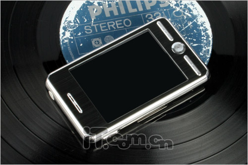 ����MP4�۷�Ծ�������ƷPK��Ʒ��