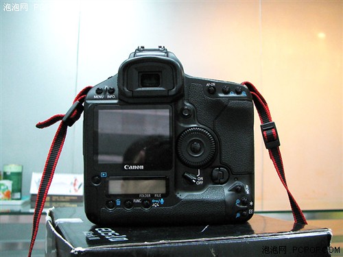 1DMARK3ٽ900Ԫ