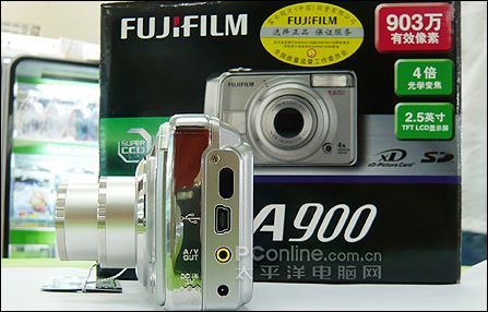 1\/1.6英寸大CCD 富士A900降价至1199元_数码
