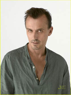 重归牢笼!越狱第3季高清剧情图赏一_家电