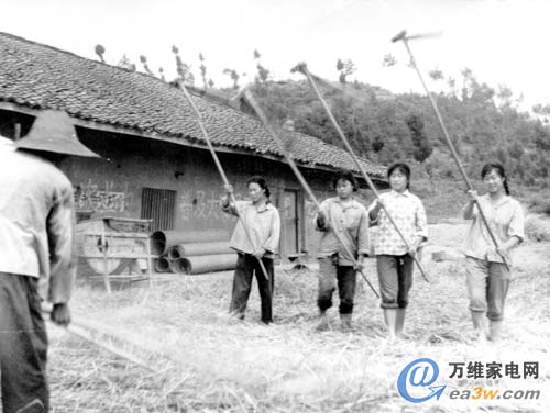 见证50年 电视厂商发展老照片展示