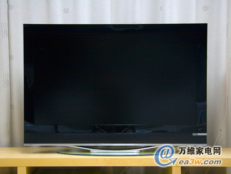 �ں��ٵ���TCL��¼46��Һ����ǧԪ
