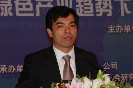 友达光电股份有限公司电视显示器事业单位柯富仁博士