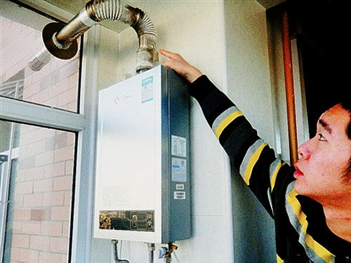 漏电又漏水 细数热水器常见四大倒霉事