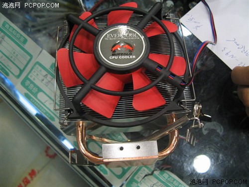 牛气十足 跨平台散热设备竟如此夸张_硬件