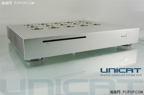 大型服务器辐射 7f4b5b4ff52c32d2480dd81eb6631ac7.jpg