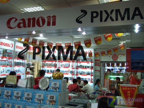 后发制人 暑期佳能iP1880促销送模型