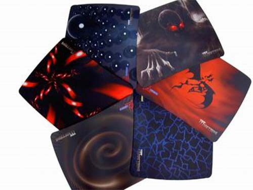 玩个性鼠标垫 深圳丽科推出定做服务_硬件