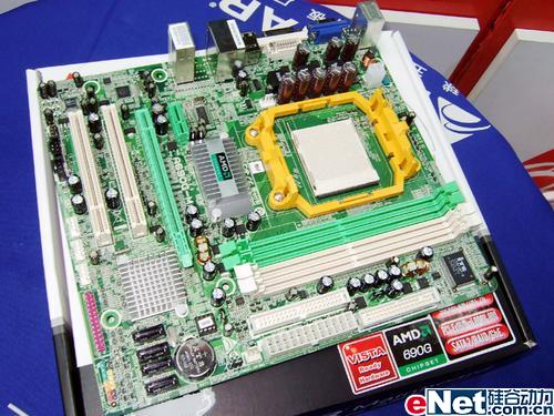 映泰A690G-M2主板_硬件