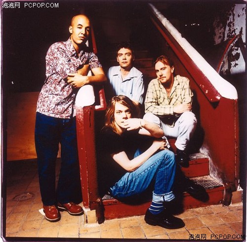 1张专辑13位大师 14首著名摇滚吉他曲_硬件