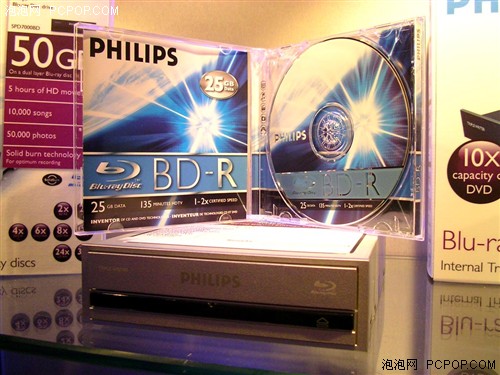 速8票房过10亿_28岁未成年票房_笑过2012票房收入(2)